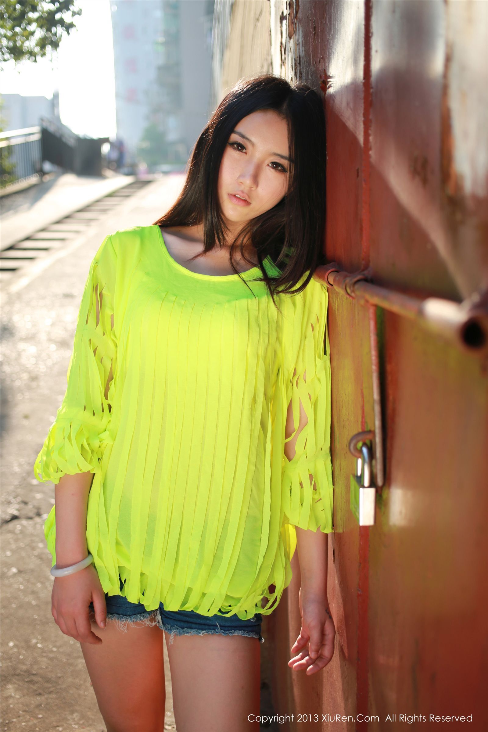 [秀人] 2013.09.24 MOON嘉依